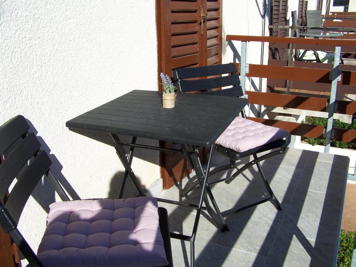 Apartments By The Sea Novalja, Pag - 18154 Εξωτερικό φωτογραφία